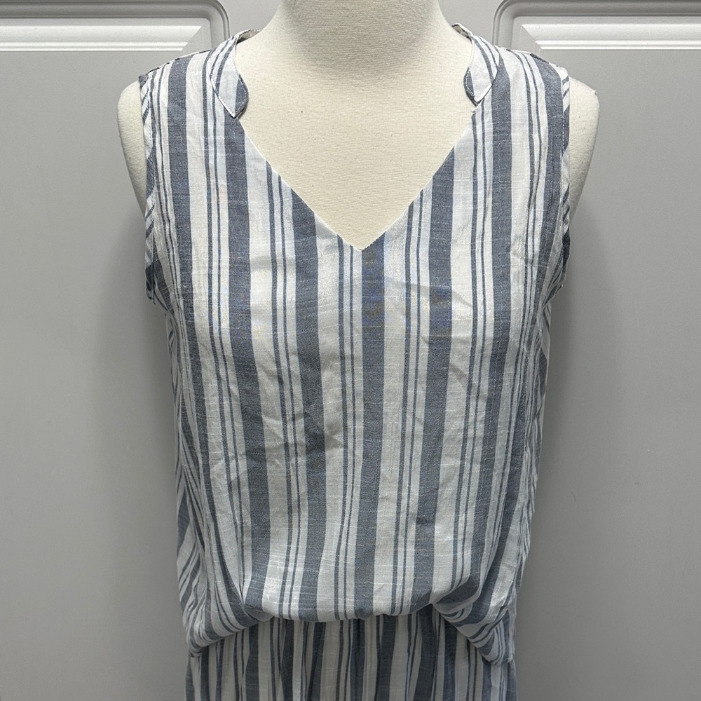 Grove Linen Dress 👗 - Picture 2 of 12
